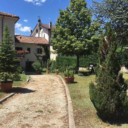 Casa Con Giardino Pescasseroli Exterior photo